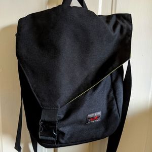 Tom Bihn Cafe Messanger Bag - black & green